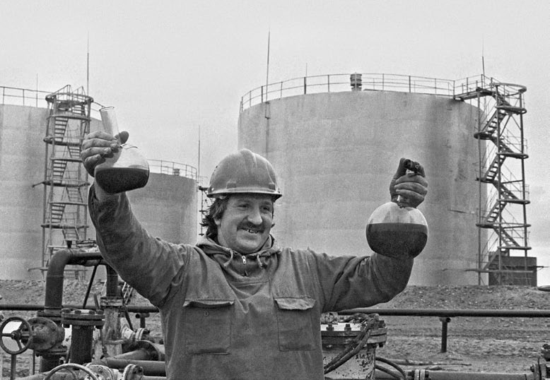 День нефтяника: как родился этот праздник. Неизвестные факты
